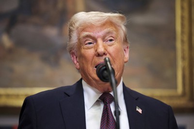 関税措置を次々と放つトランプ米大統領＝2025年3月24日、AP